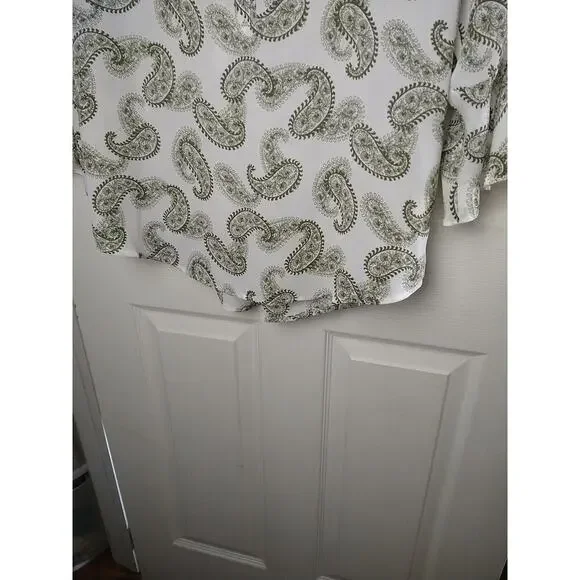 41Hawthorn Green White Paisley V Neck Belle Flare Tie Sleeves Sheer. Size M - Picture 7 of 11